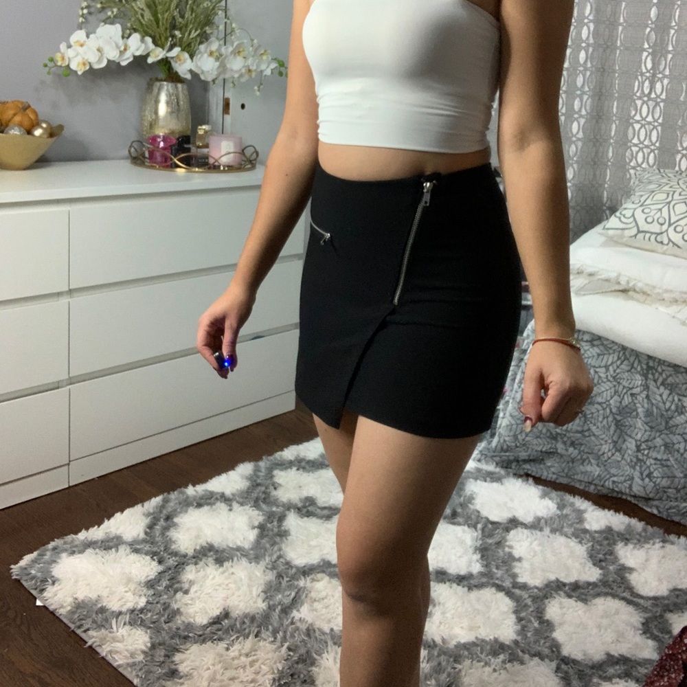 Black skirt